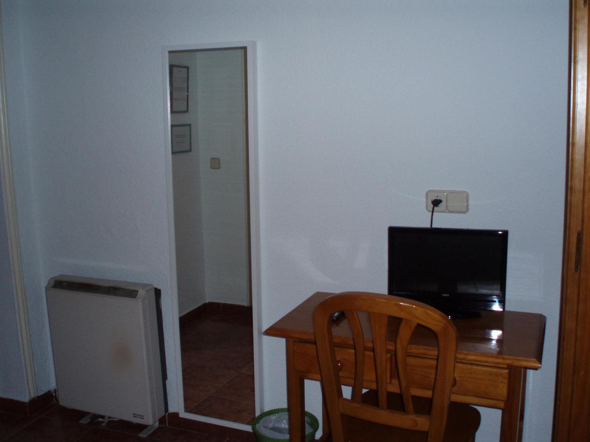 Hostal Castilla, Madrid